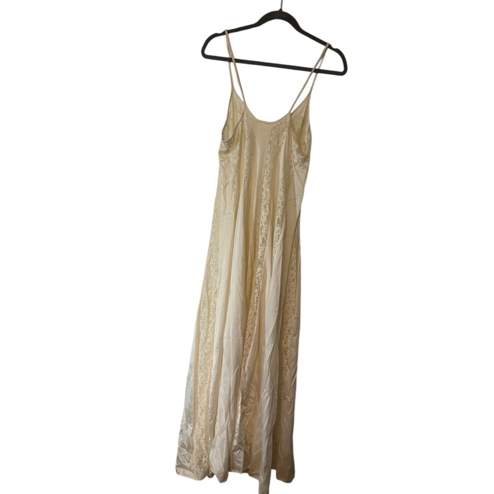 Vintage Olga full length slip nightgown with sheer lace panels - Picture 2 of 5